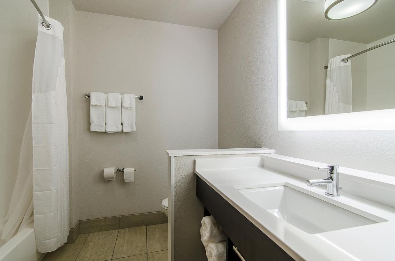 Holiday Inn Express & Suites - Atchison By Ihg Exteriér fotografie