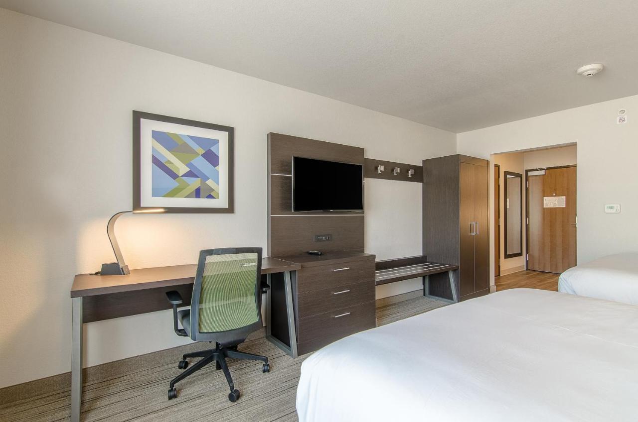 Holiday Inn Express & Suites - Atchison By Ihg Exteriér fotografie
