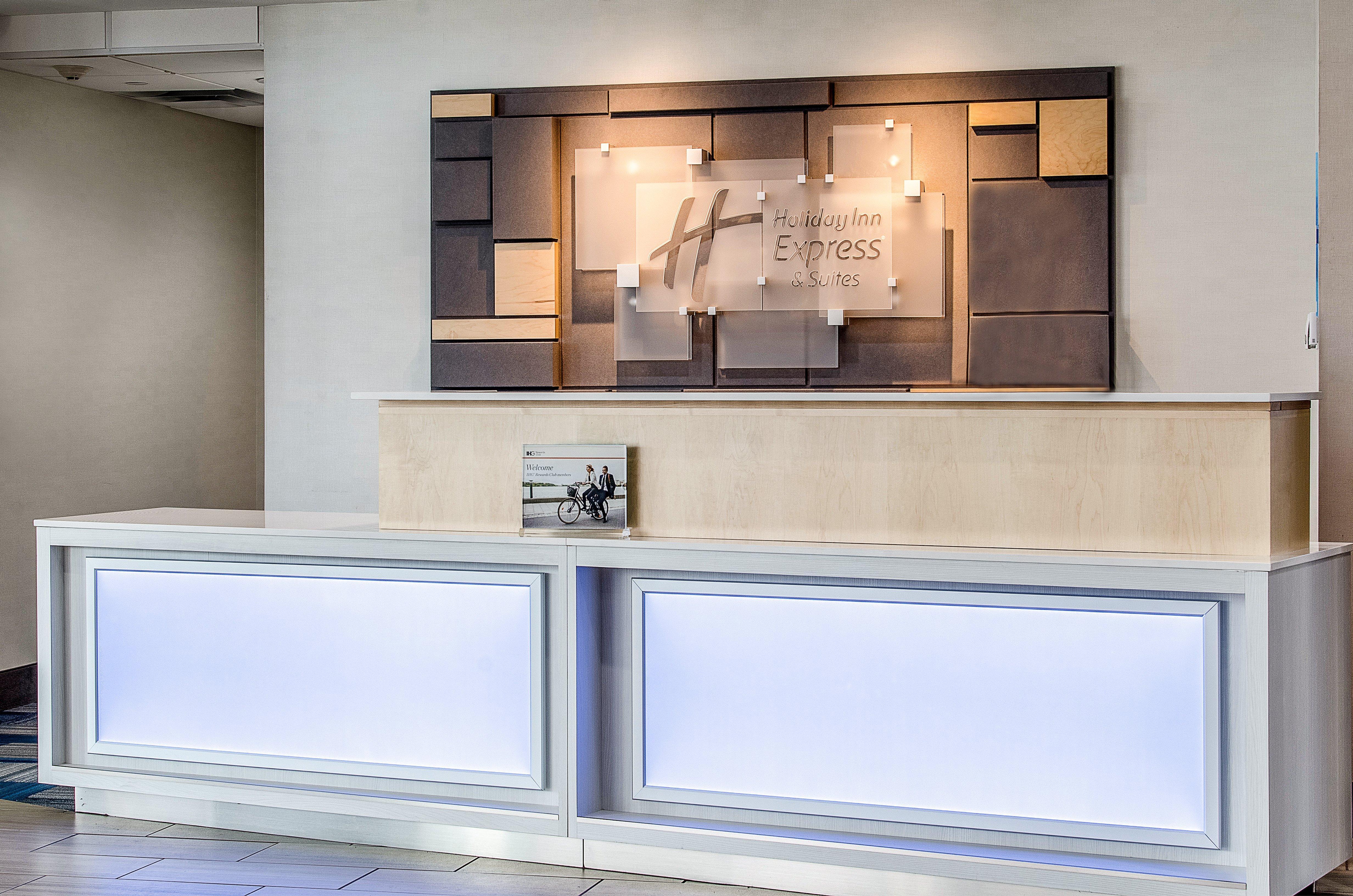 Holiday Inn Express & Suites - Atchison By Ihg Exteriér fotografie