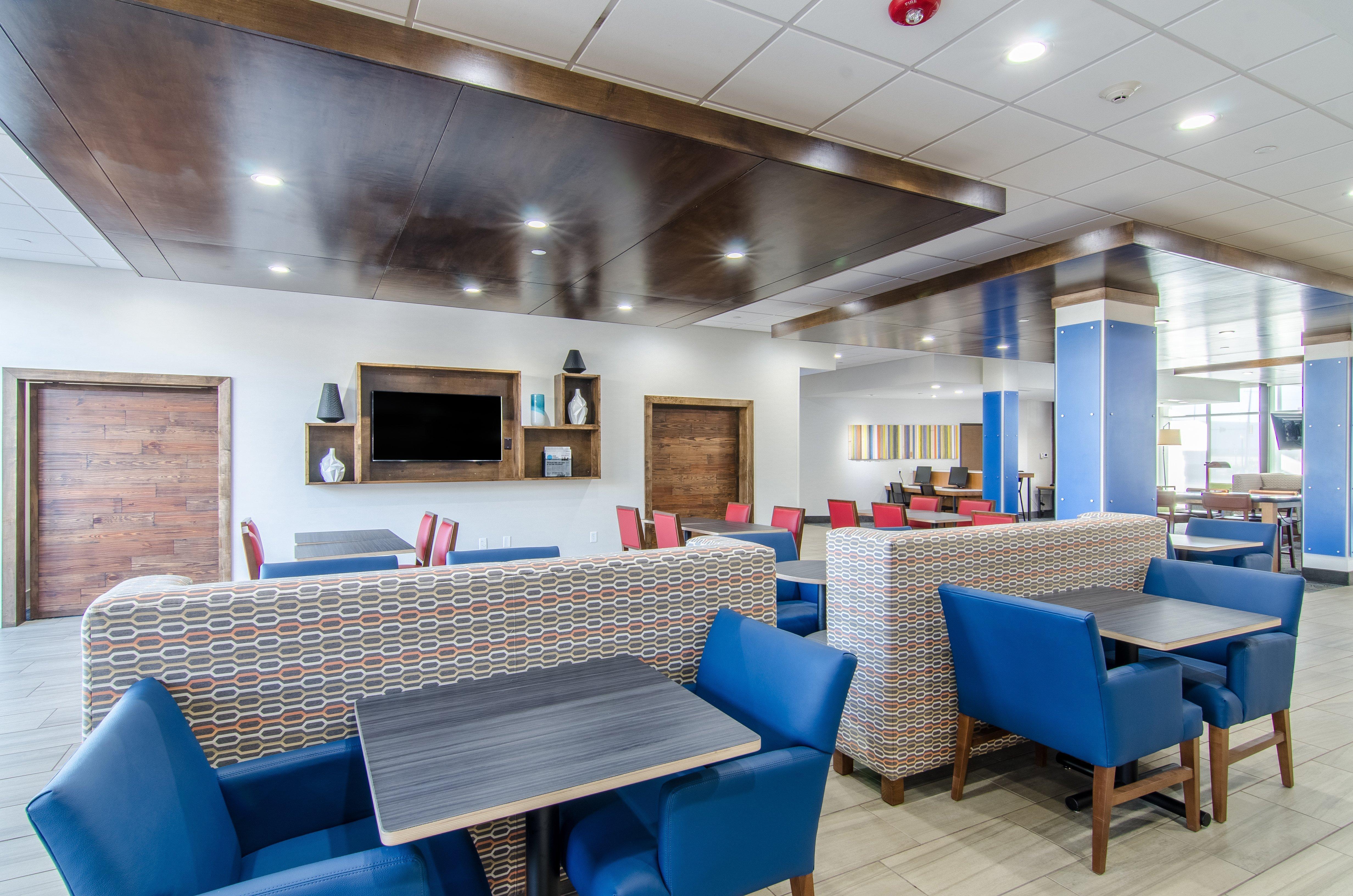 Holiday Inn Express & Suites - Atchison By Ihg Exteriér fotografie
