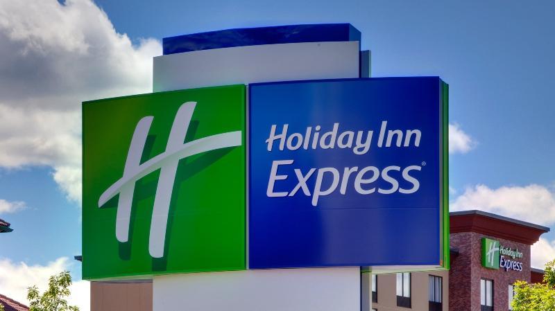 Holiday Inn Express & Suites - Atchison, An Ihg Hotel Exteriér fotografie